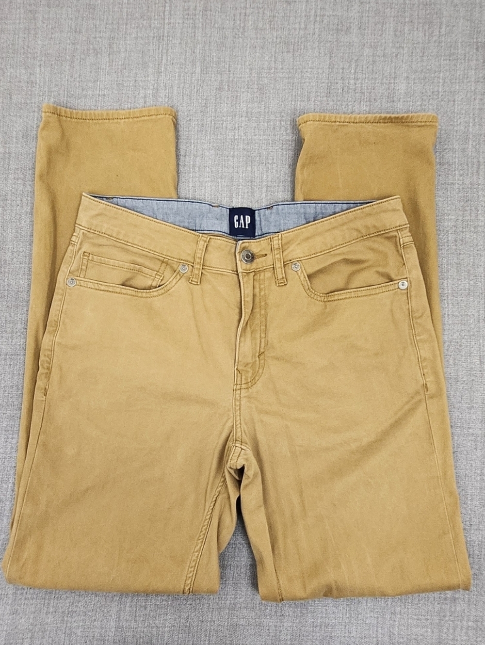 GAP Slim Khaki Chino Style Pants. 32 × 32 - Picture 3 of 7